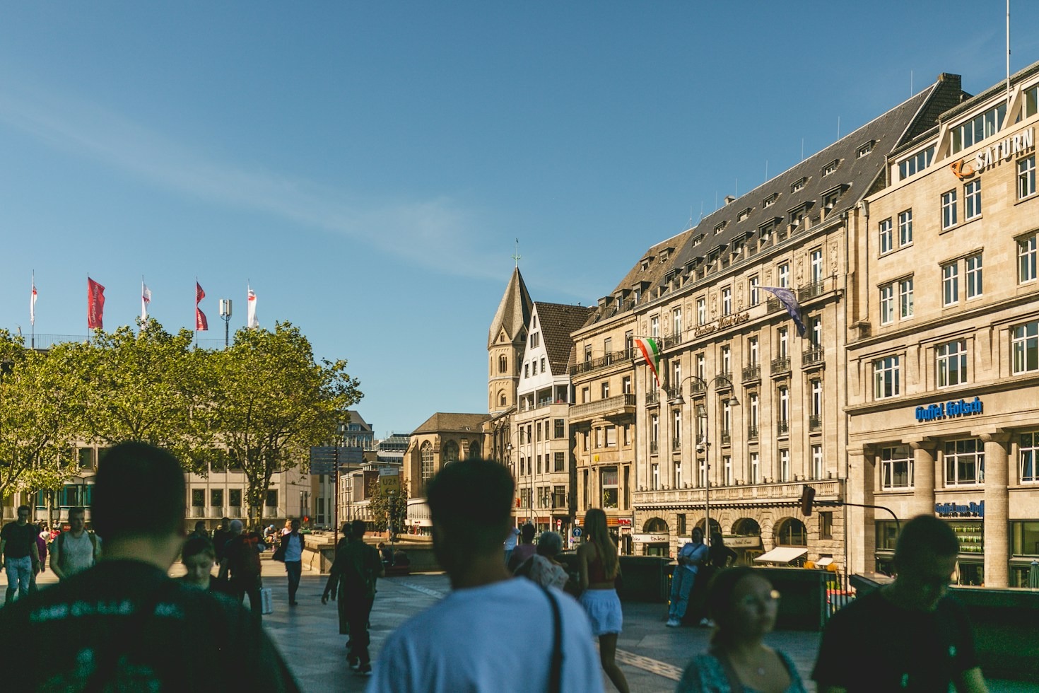 Essential Packing Tips for International Sightseeing Adventures